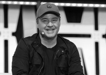 Tributes Pour In For Call Of Duty Creator Vince Zampella